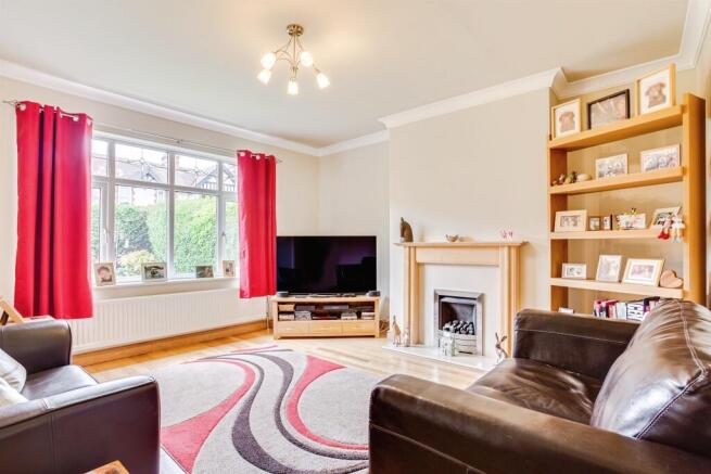 3 bed Semi-Detached for sale Image 9