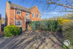 7, Fawcett Drive, Laindon, Basildon SS15 4HX