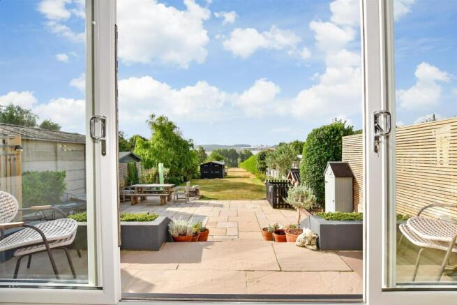 External Lifestyle Photograph