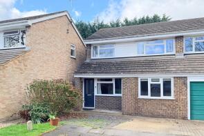 33, Willowford, Yateley GU46 6HQ