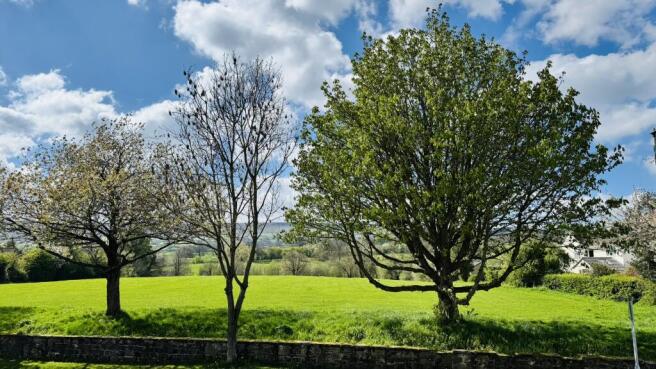2 bed Terraced for sale Image 5