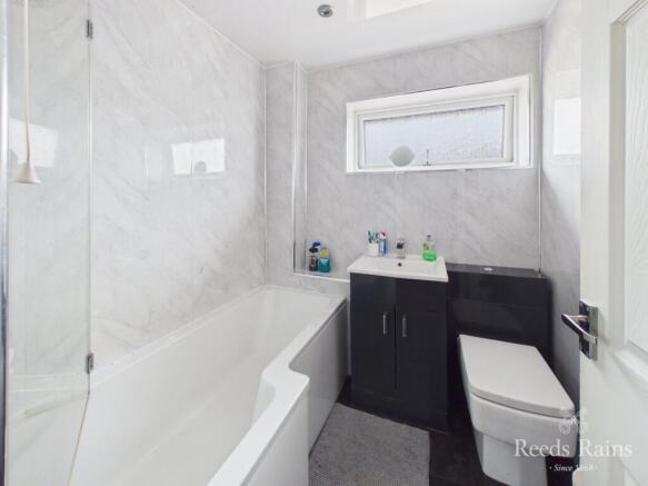 3 bed Semi-Detached for sale Image 5