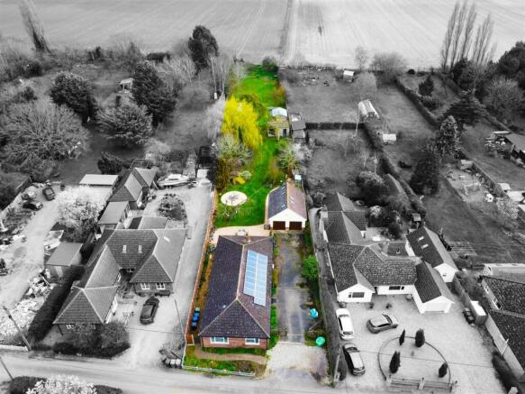 10 Colnefields, Somersham - Front Aerial Highlight