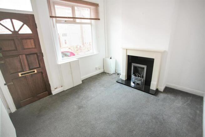 SITTING ROOM