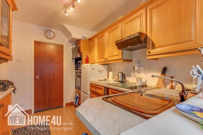 KITCHEN: