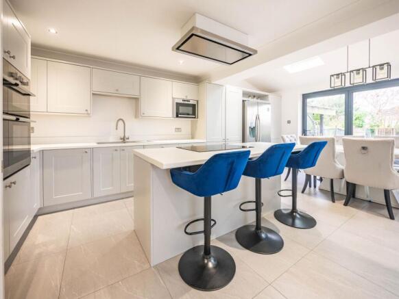 Kitchen / Lounge / Diner / Family Room