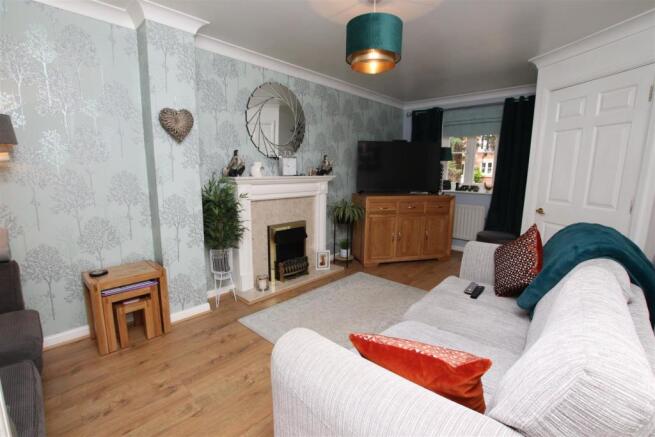 Living Room.JPG