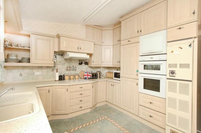 Kitchen 1