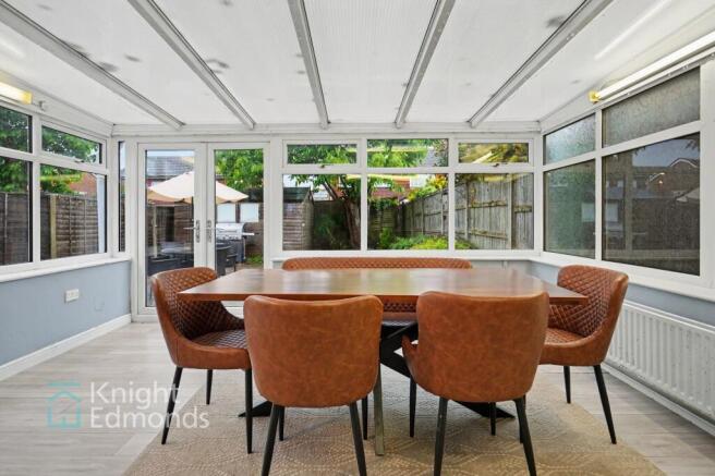 Dining Room / Sun Room