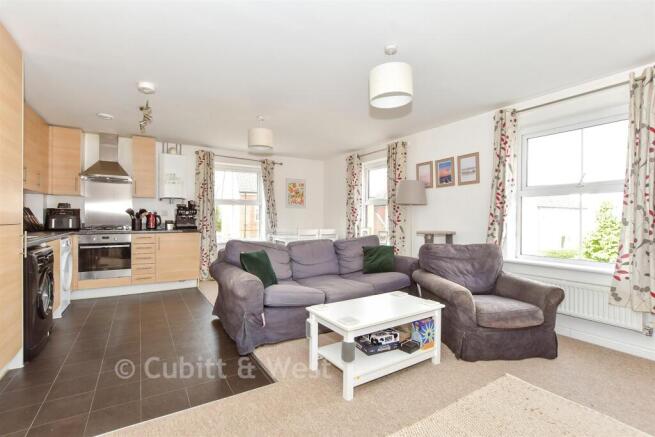 Lounge/Kitchen/Dining