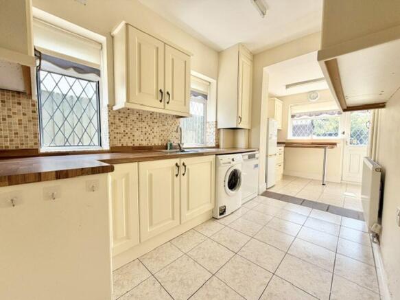 Kitchen breakfast room
