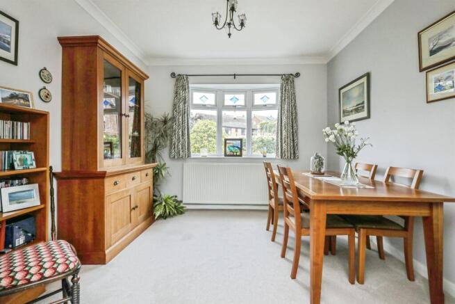 3 bed Detached for sale Image 7