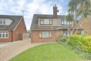 51, Eastbury Avenue, Rochford SS4 1SE