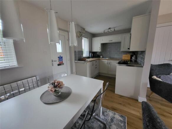 Picture No. 04
