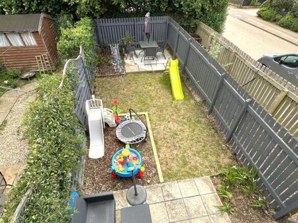 Rear Garden 977