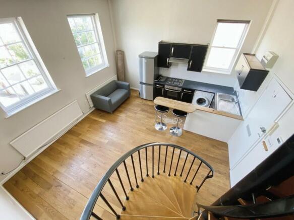 Living Rm & Kitchen