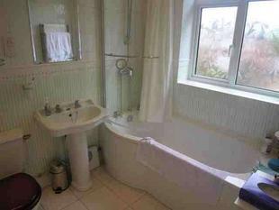 BATHROOM: