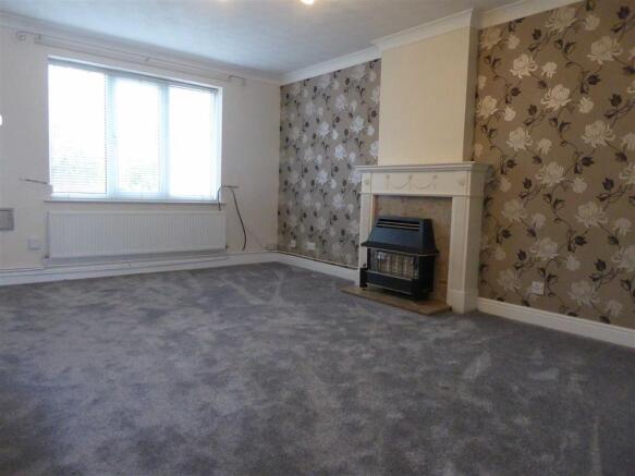Living Room: