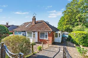 19, Newlay Wood Drive, Horsforth, Leeds LS18 4LL