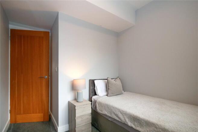 4 bed Semi-Detached for sale Image 11