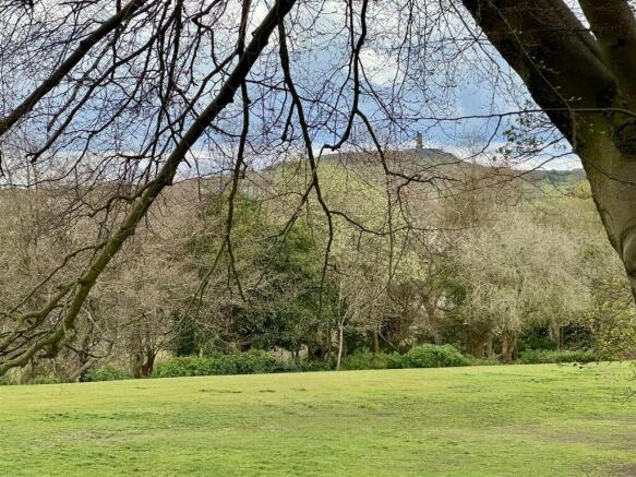 VIEWS TO BEAUMONT PARK