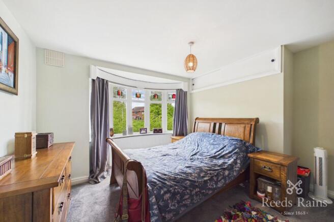 3 bed Semi-Detached for sale Image 6