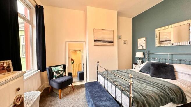 3 bed Terraced for sale Image 8