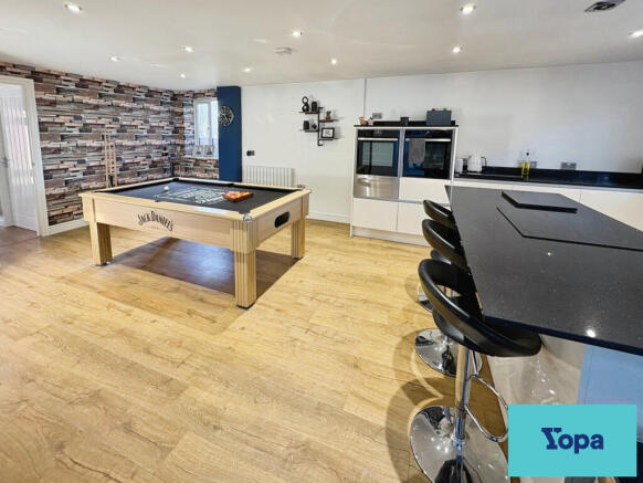 Open Plan Kitchen-Family Room