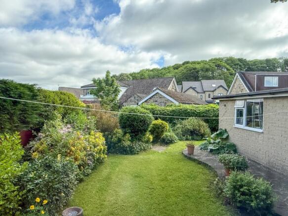3 bed Semi-Detached for sale Image 5