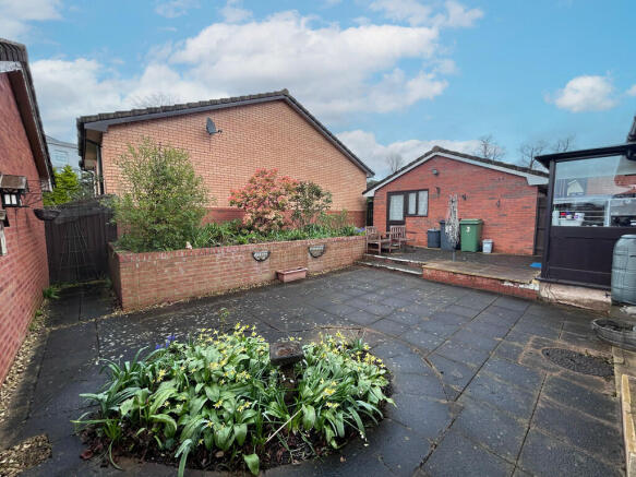 IMG_garden 1 BS