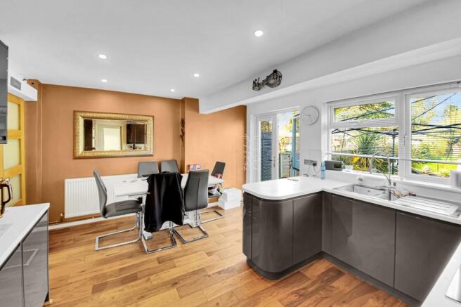 Dining Kitchen