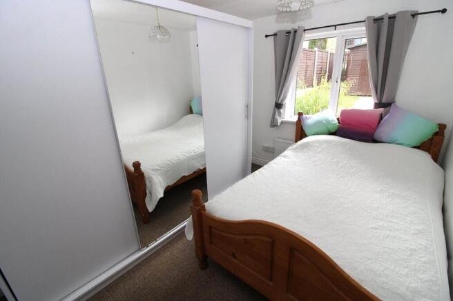 3 bed Bungalow for sale Image 9