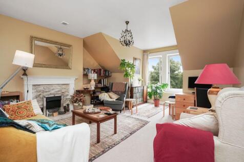 Flat 2 (TF) Block 5 Pittencrieff Court, Musselburgh, EH21 7QX
