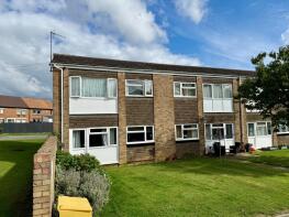 76, Castle Avenue, Northampton NN5 6JZ