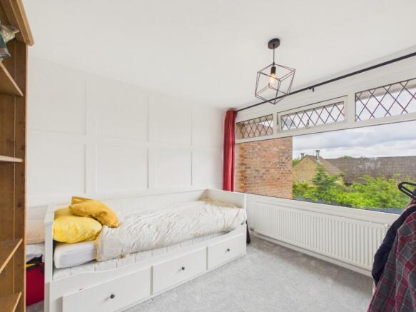 3 bed Semi-Detached for sale Image 12