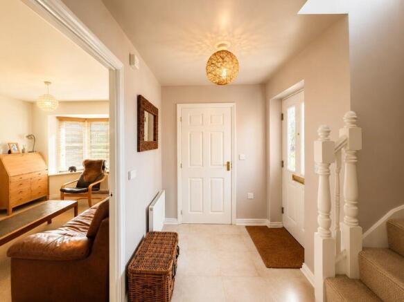 St. Johns Close, Burntwood, WS7 1QD photo 3