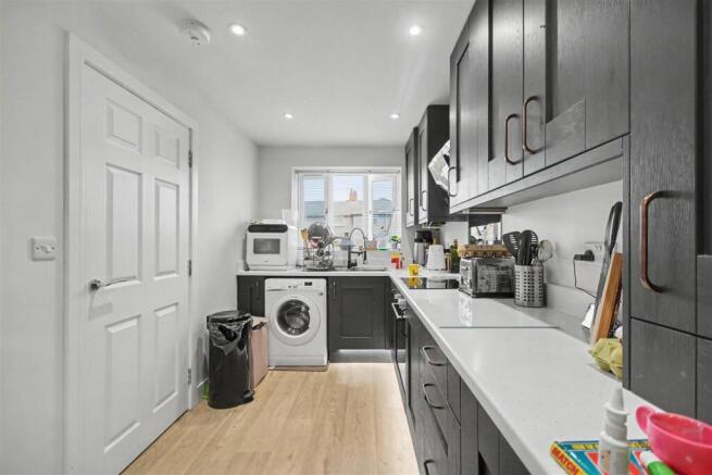 Kitchen_1.jpeg