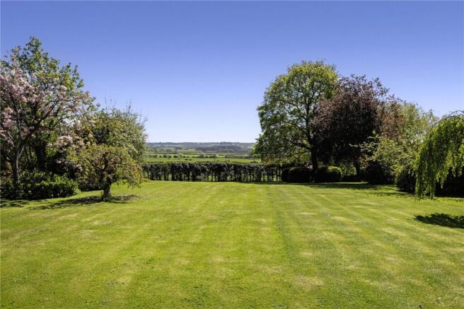 Gardens & Views