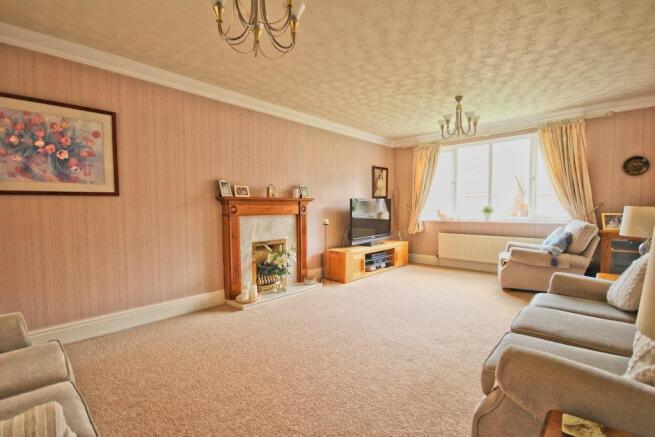 14 Crofters Drive NEW PHOTOS 2 (29)_lzn.jpg