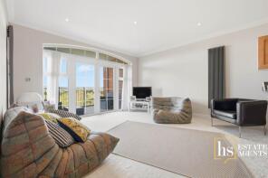 Flat 33, Fisher Court, Rhapsody Crescent, Brentwood CM14 5GE