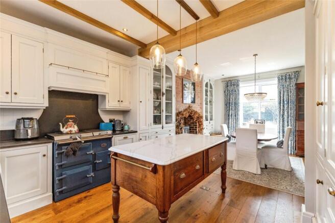 3 bed House for sale Image 6