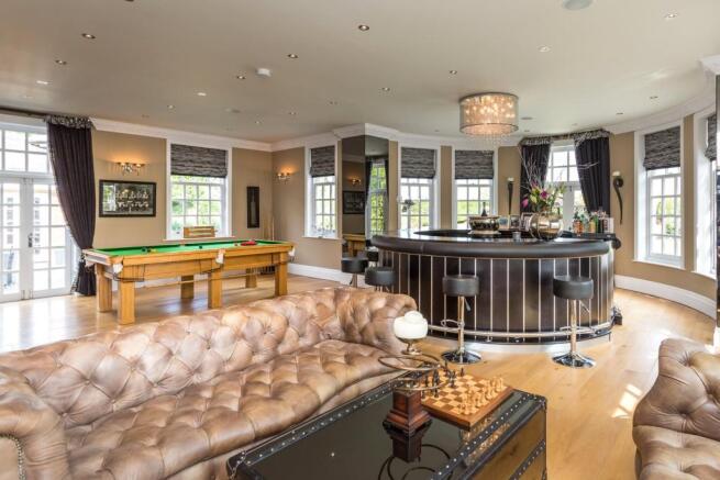 Games Room/Bar (B)