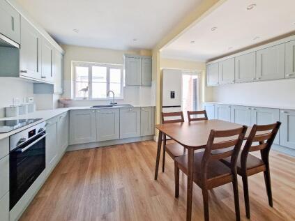 Fairview Gardens, Deal, Kent, CT14 9QX