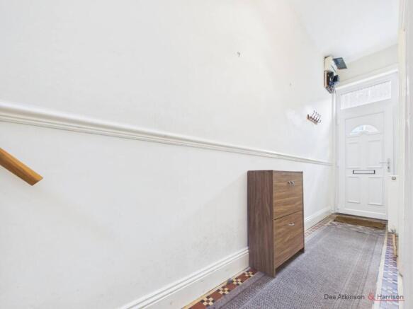 3 bed Terraced for sale Image 10