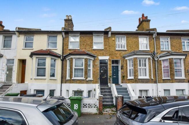 18 Ronver Road, London, SE12 0NJ