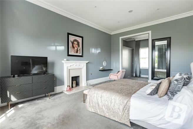 Master Bedrom