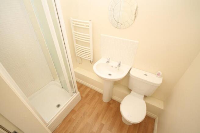2 bed Apartment for sale Image 6