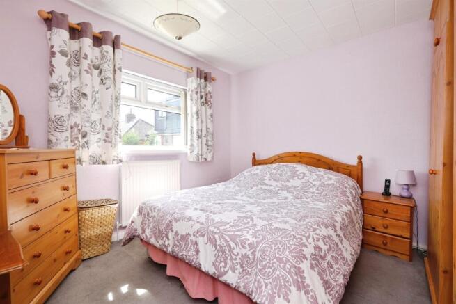 2 bed Semi-Detached for sale Image 7
