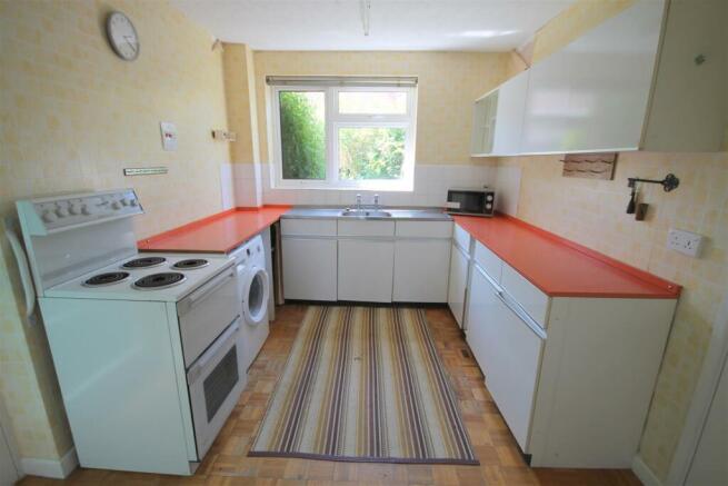 SA Kitchen.JPG