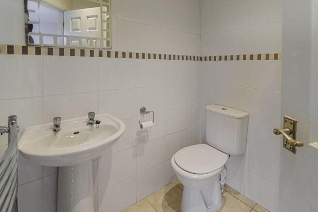 22-1 Oxgangs Farm Drive, Edinburgh, EH13 9QQ photo 4